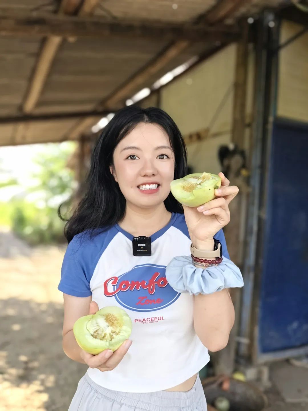 DƬ